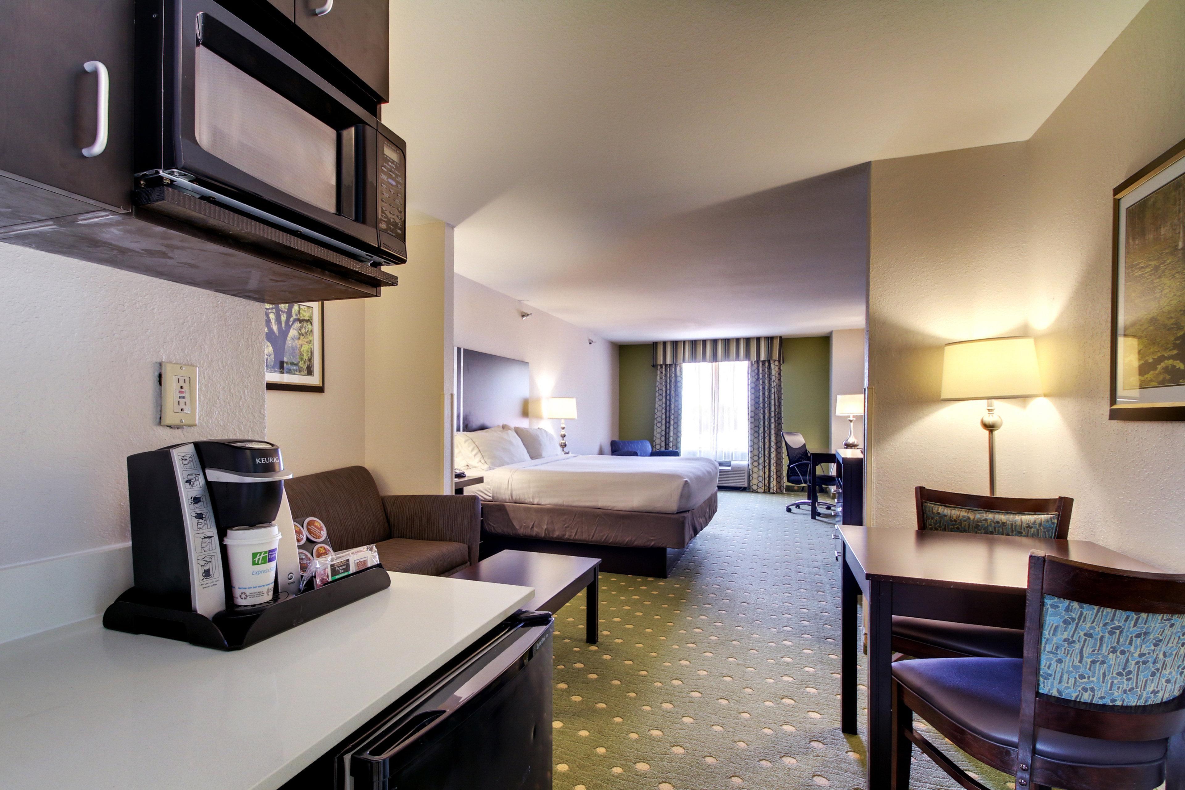 Holiday Inn Express Hotel & Suites Live Oak By Ihg Exterior foto