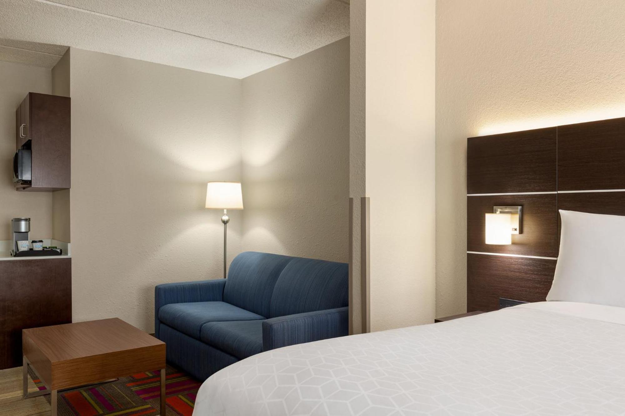 Holiday Inn Express Hotel & Suites Live Oak By Ihg Exterior foto